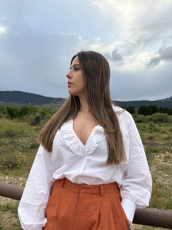 Camisa Victoriana Blanca de Algodón - Imagen 2